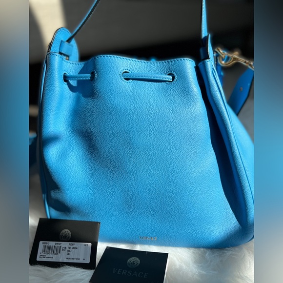 NEW! VERSACE La Medusa Blue Leather Drawstring Hobo Satchel Bucket Bag Travel - Picture 12 of 17